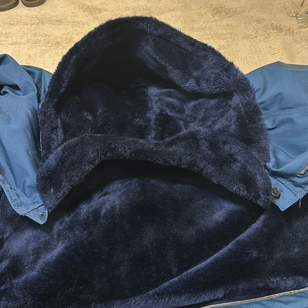 Vintage London Fog Outwesr of Distinction.  Excellent Condition - Picture 8 of 8